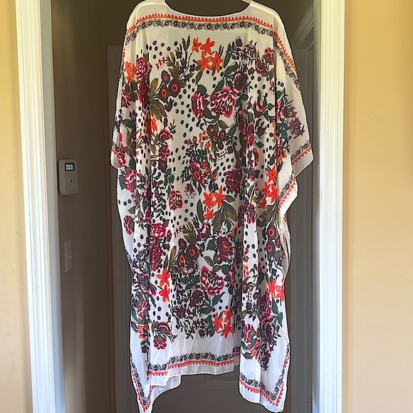 🌸NWOT🌸Floral Print V Neck Chiffon Open Kimo Loose Fit Long Sleeve Size 2X - Picture 2 of 2
